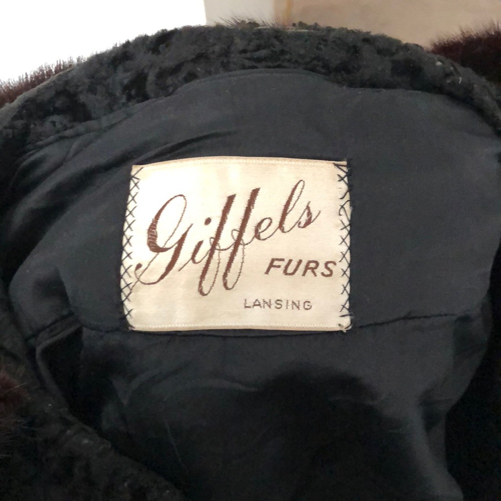 Vintage short evening coat with fur collar - Picture 4 of 7